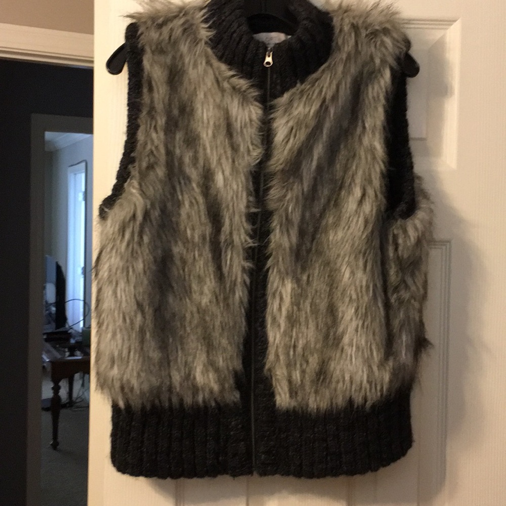 Loft faux fur vest